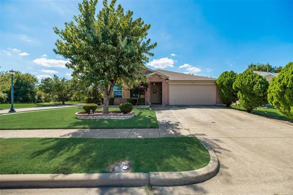 307 Lakehurst Drive, Wylie, TX 75098