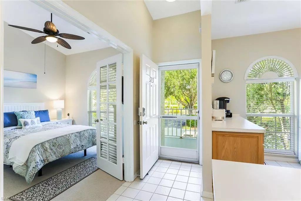 Naples, FL 34113,8228 Twelve Oaks CIR 323