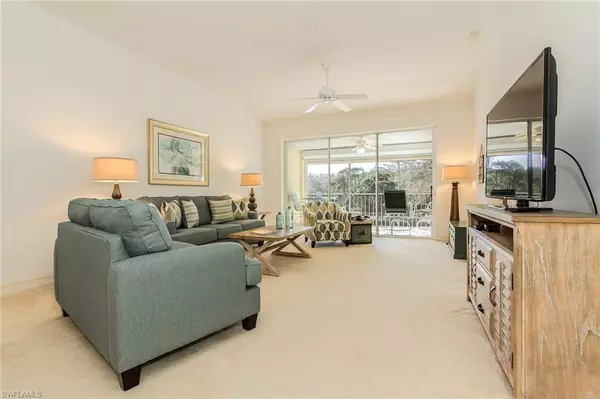 Naples, FL 34110,1025 Tarpon Cove DR 203