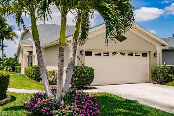 Naples, FL 34119,8440 Ibis Cove CIR B260