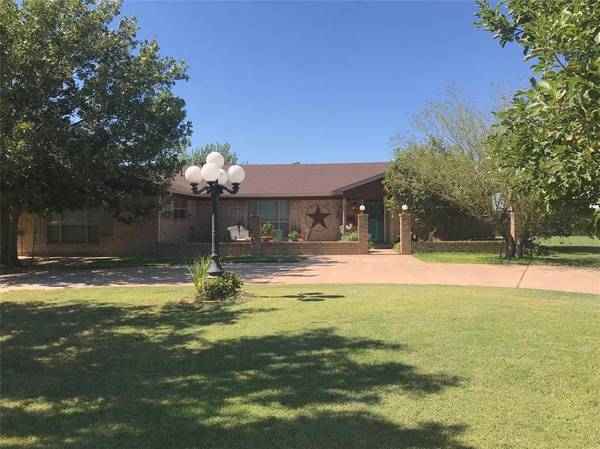 532 Avenue Q, Anson, TX 79501