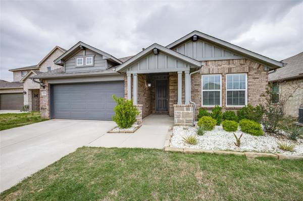 2320 Mount Olive Lane,  Forney,  TX 75126