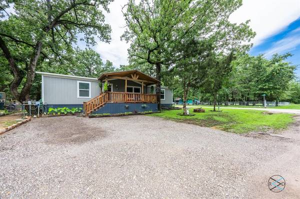 200 Pecos Drive, Mabank, TX 75156