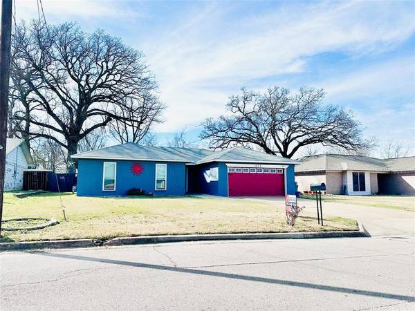 Sulphur Springs, TX 75482,815 Moore Street S