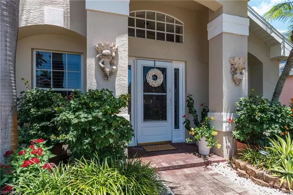 Naples, FL 34112,3412 Fuchsia CT 29