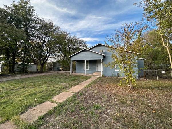 Bonham, TX 75418,904 W 8th Street