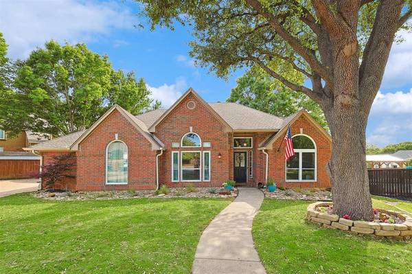 8521 Steeple Ridge Drive, North Richland Hills, TX 76182