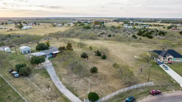 Kaufman, TX 75142,1424 Bandera Drive