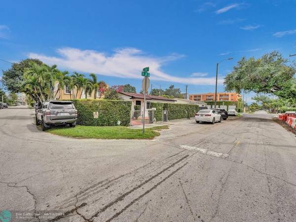 2401 SW 31st Ave,  Miami,  FL 33145