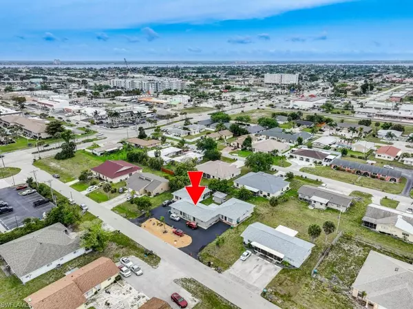 Cape Coral, FL 33904,710 46th TER 1-4