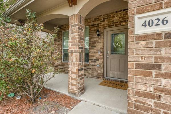 4026 Autumnwood Lane, Heartland, TX 75126