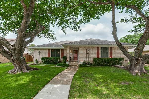 1605 Mayfield Avenue,  Garland,  TX 75041