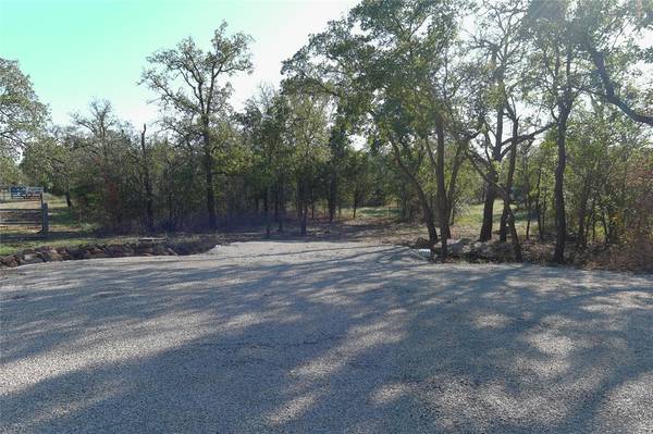 6 Longhorn Road, Mineral Wells, TX 76067