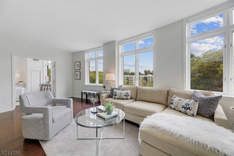 616 S Orange Ave #6H, Maplewood Twp., NJ 07040