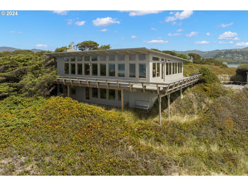 20 SPOUTING WHALE LN, Gleneden Beach, OR 97388