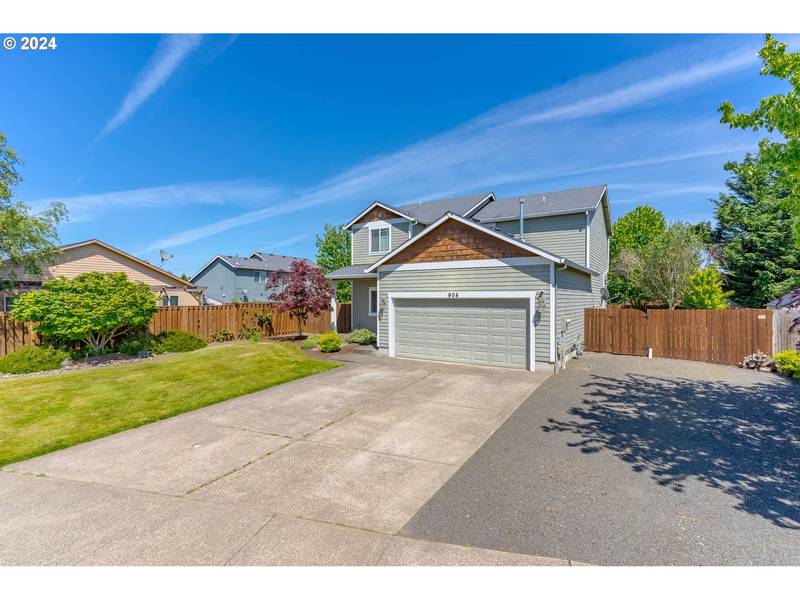 906 HIGHBERGER LOOP, Aumsville, OR 97325