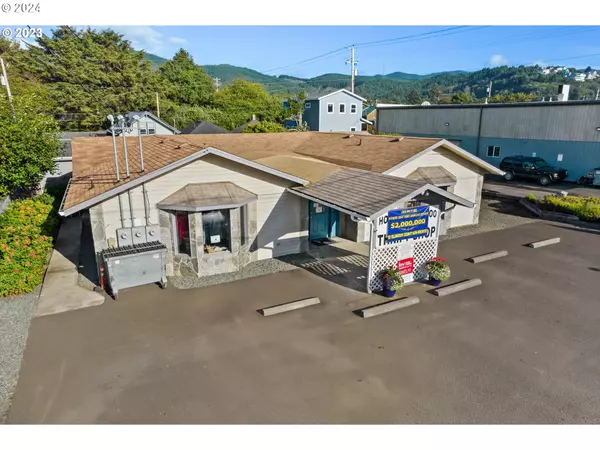 316 HIGHWAY 101, Rockaway Beach, OR 97136