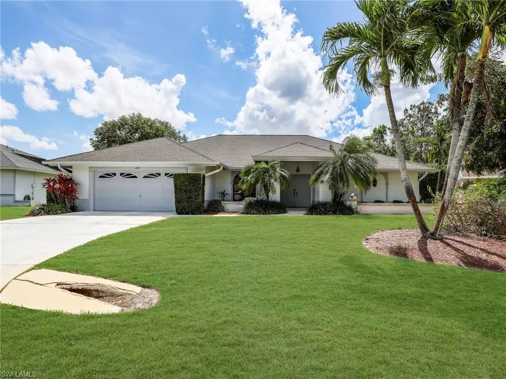 Naples, FL 34104,1140 Moon Lake DR