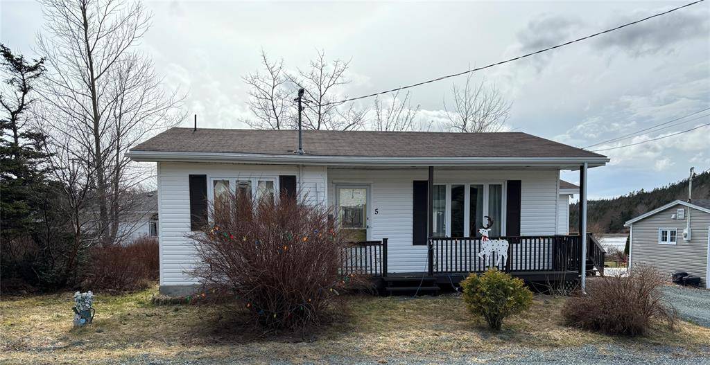 5 Rocky Pond Road, Spaniards Bay, NL A0A 3X0