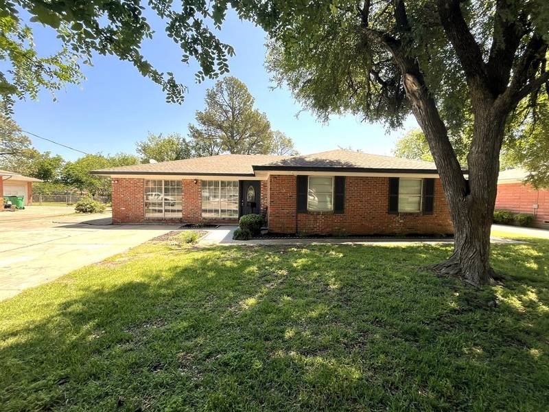 1112 Magnolia Street, Gainesville, TX 76240