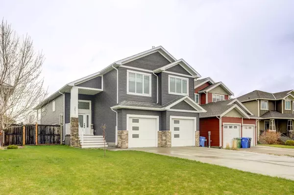 Coaldale, AB T1M 0C9,2671 Elm DR