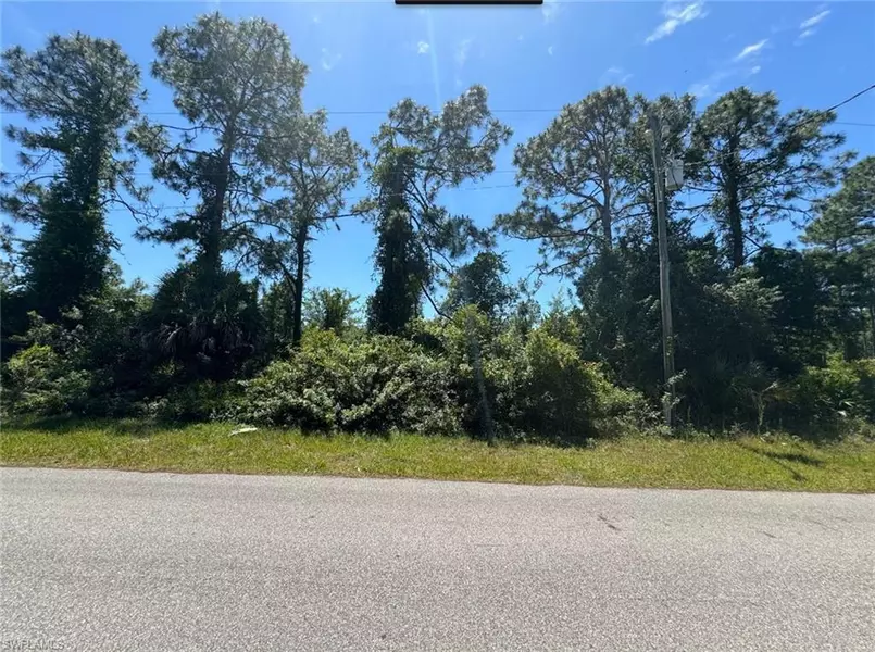 3301 54th ST W, Lehigh Acres, FL 33971