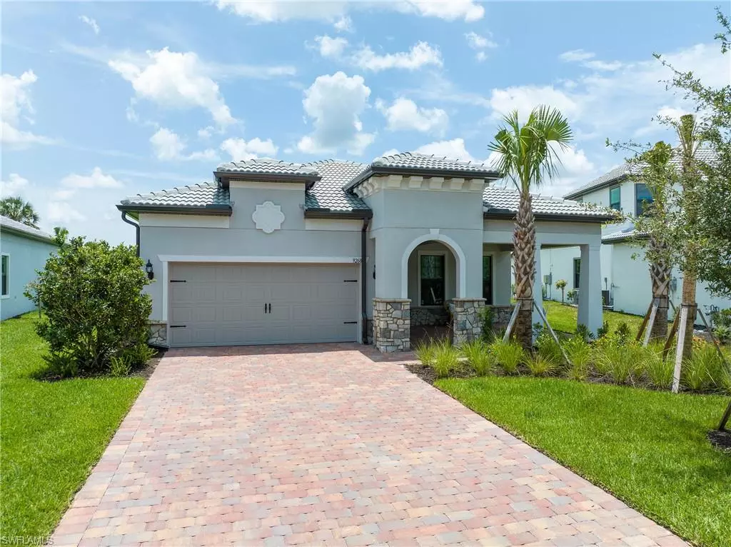 Naples, FL 34120,9268 Cormorant DR