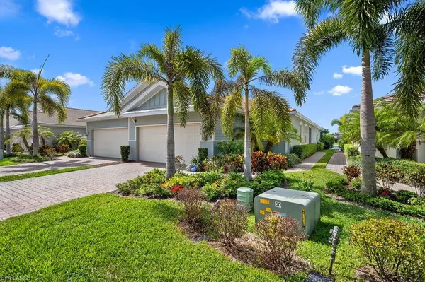 Naples, FL 34114,14815 Edgewater CIR