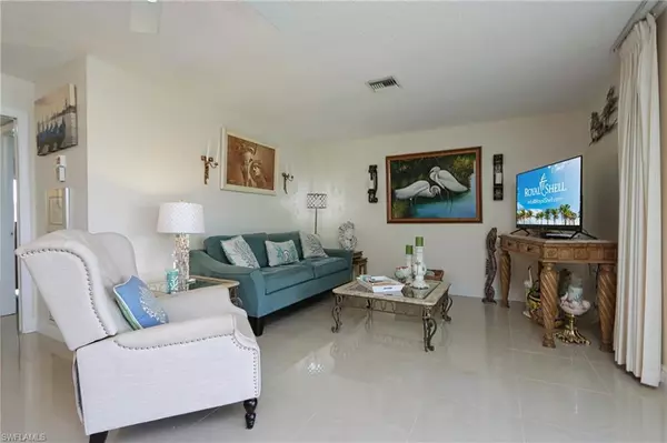 Naples, FL 34112,388 Tern DR 562