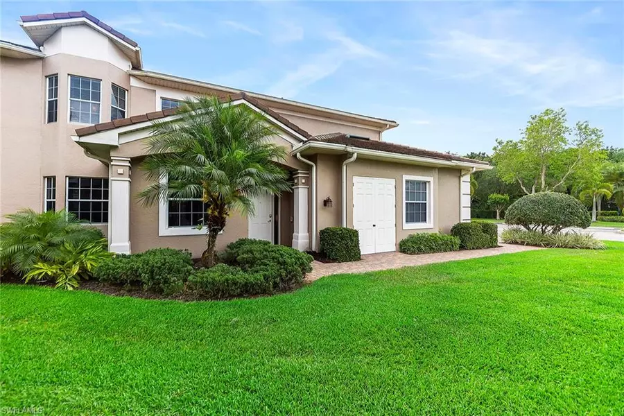 4758 Stratford CT 1303, Naples, FL 34105