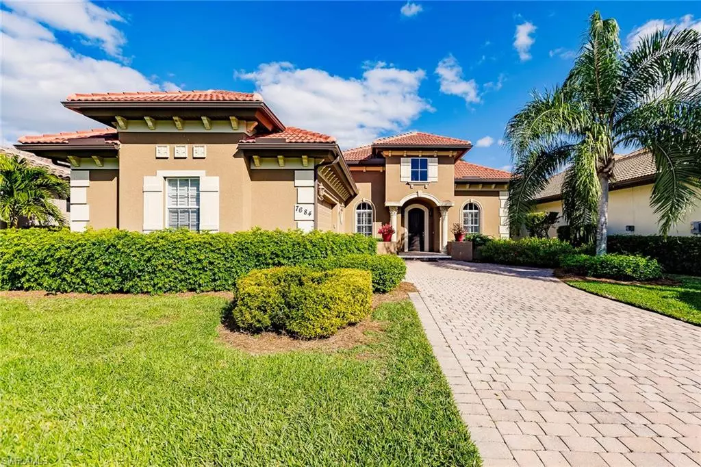 Naples, FL 34113,7684 Cottesmore DR