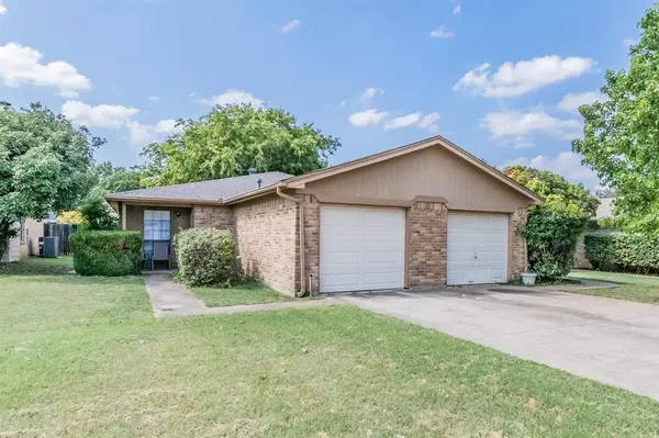 Saginaw, TX 76179,1140 Landsdale Lane