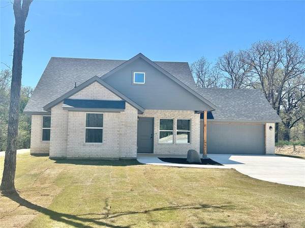 109 Monarch Lane, Poolville, TX 76487