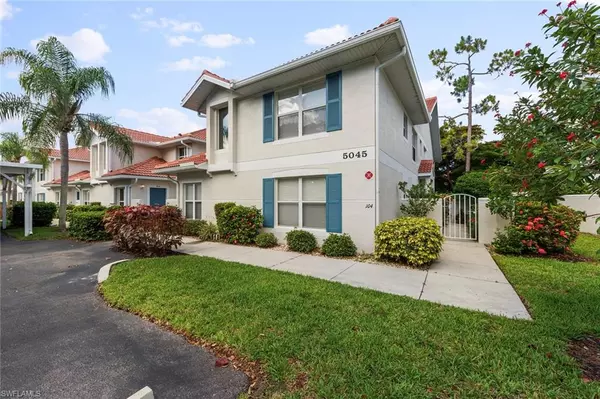 5045 Cedar Springs DR 104, Naples, FL 34110