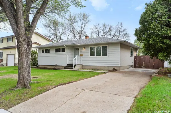114 East DRIVE, Saskatoon, SK S7J 2X5