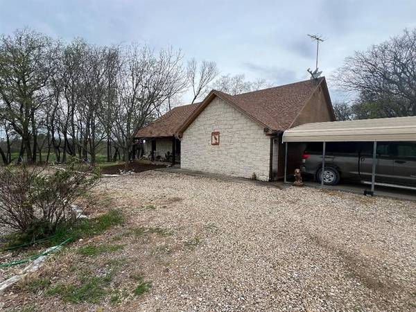 155 Private Road 245,  Hillsboro,  TX 76645