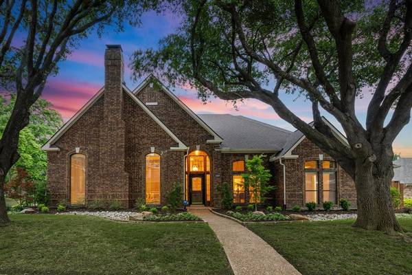 2328 Aberdeen Bend, Carrollton, TX 75007