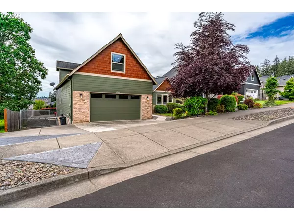 2062 VALLEY VIEW DR, Albany, OR 97321