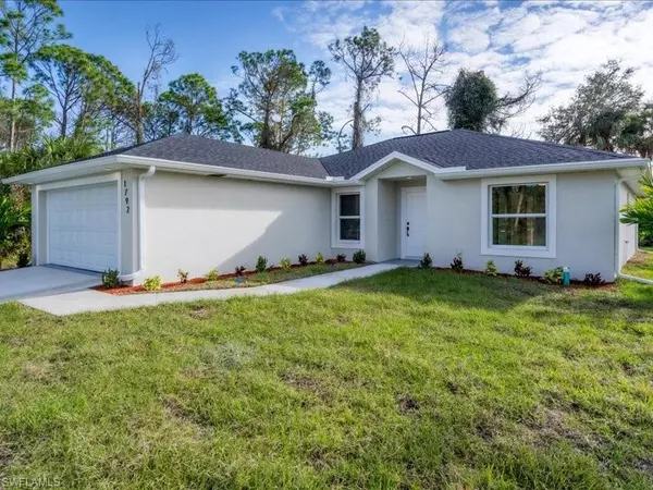 2702 46th ST SW, Lehigh Acres, FL 33976