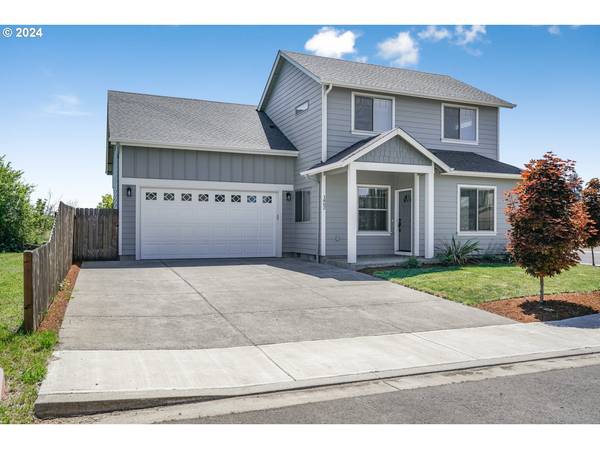 1802 CENTENNIAL DR, Woodburn, OR 97071