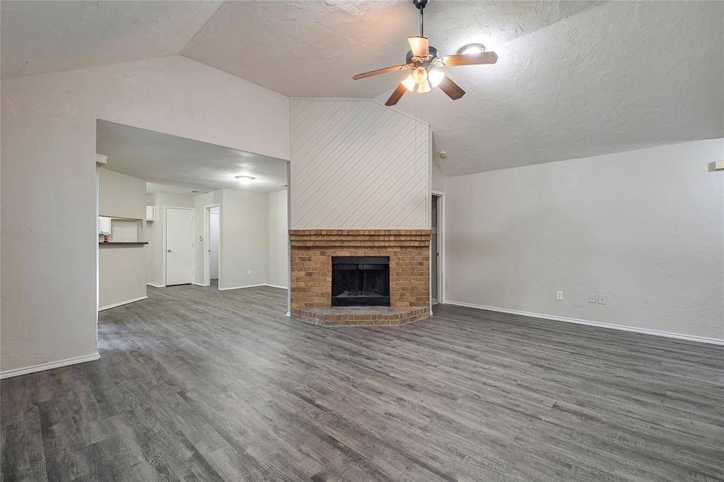 Mesquite, TX 75149,1201 Old Barn Lane