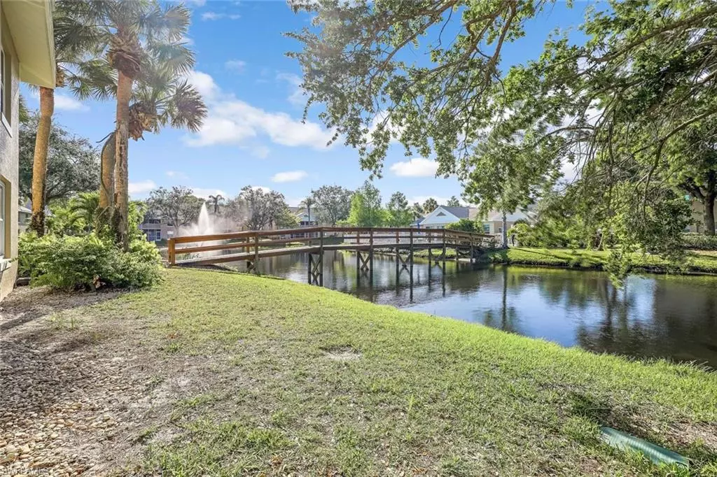 Naples, FL 34110,180 Pebble Shores DR 102