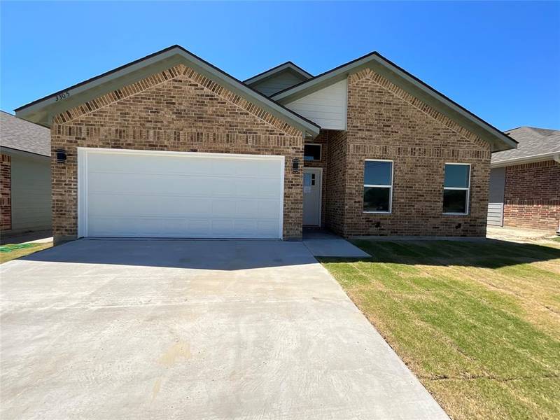 3305 SHELBY Street, Greenville, TX 75402