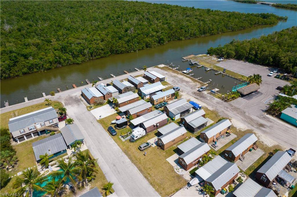 Everglades City, FL 34139,825 Copeland AVE S 18