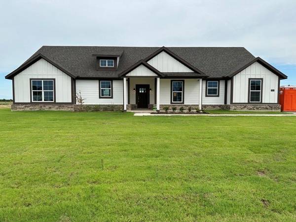 2725 Burr Oak Road, Oak Ridge, TX 75161