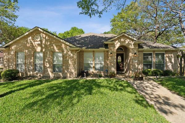 721 Red Oak, Crowley, TX 76036