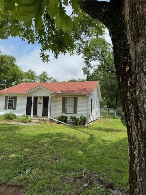 913 College Street, Sulphur Springs, TX 75482