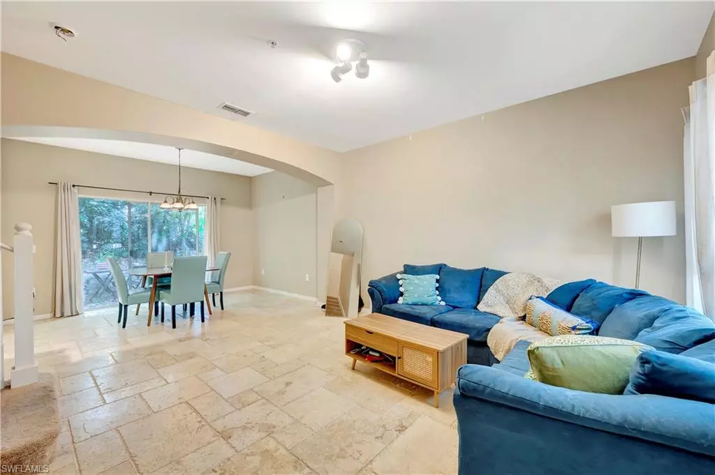 Naples, FL 34109,3258 Tamara DR 5