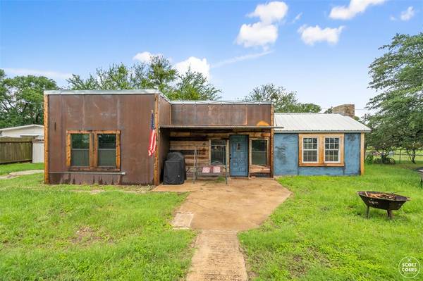 181 David Street, Brownwood, TX 76801