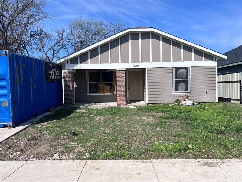 949 E Baltimore Avenue, Fort Worth, TX 76104